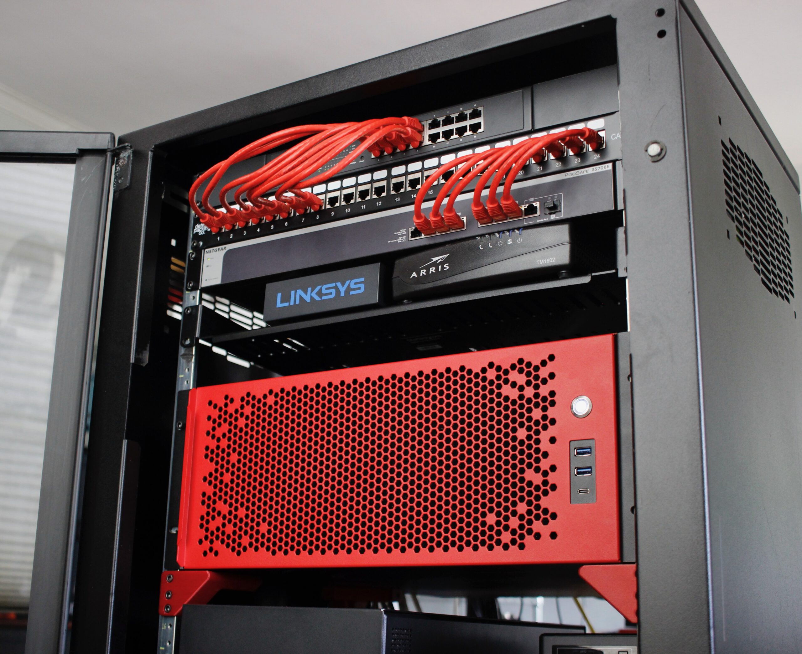 Sliger CX4200A in server rack. 